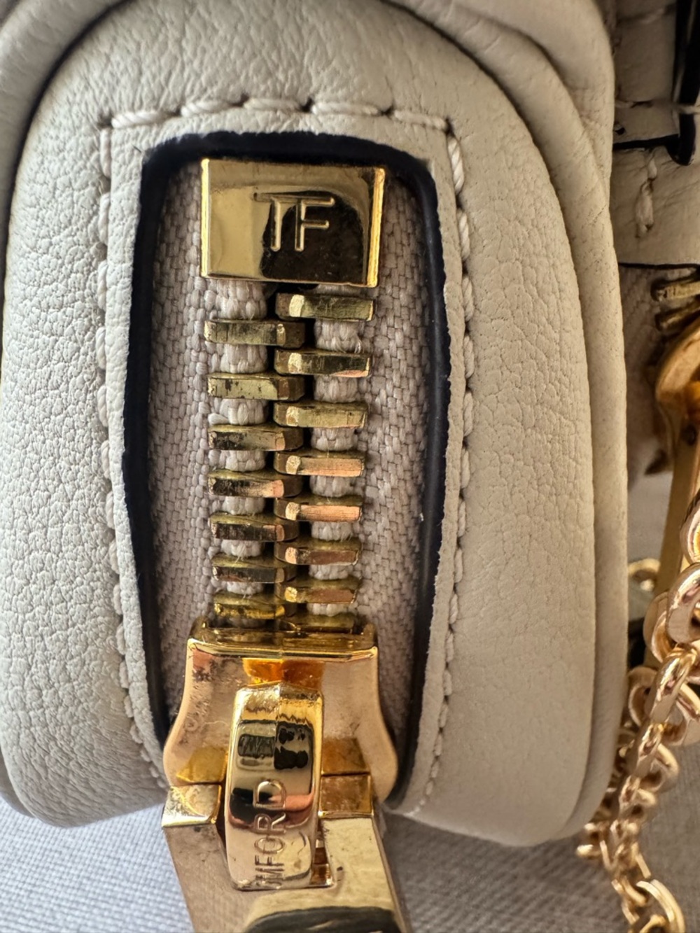 Authentic Tom Ford Mini Jennifer - Picture 14 of 15